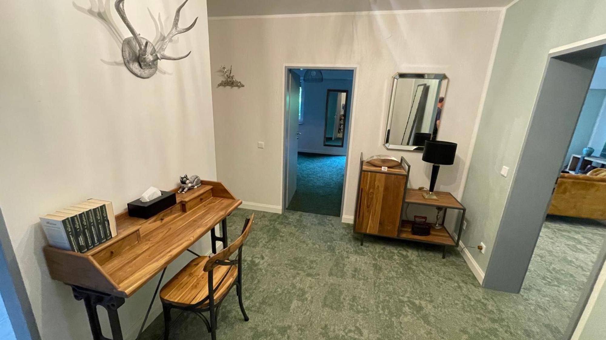 Besotel Erkrath- Schicke Fewo Oder Apartments Zentral Naehe Bahnhof Und Autobahn Im Neandertal Mit Glasfaser Wlan Und Freies Parken Exterior foto